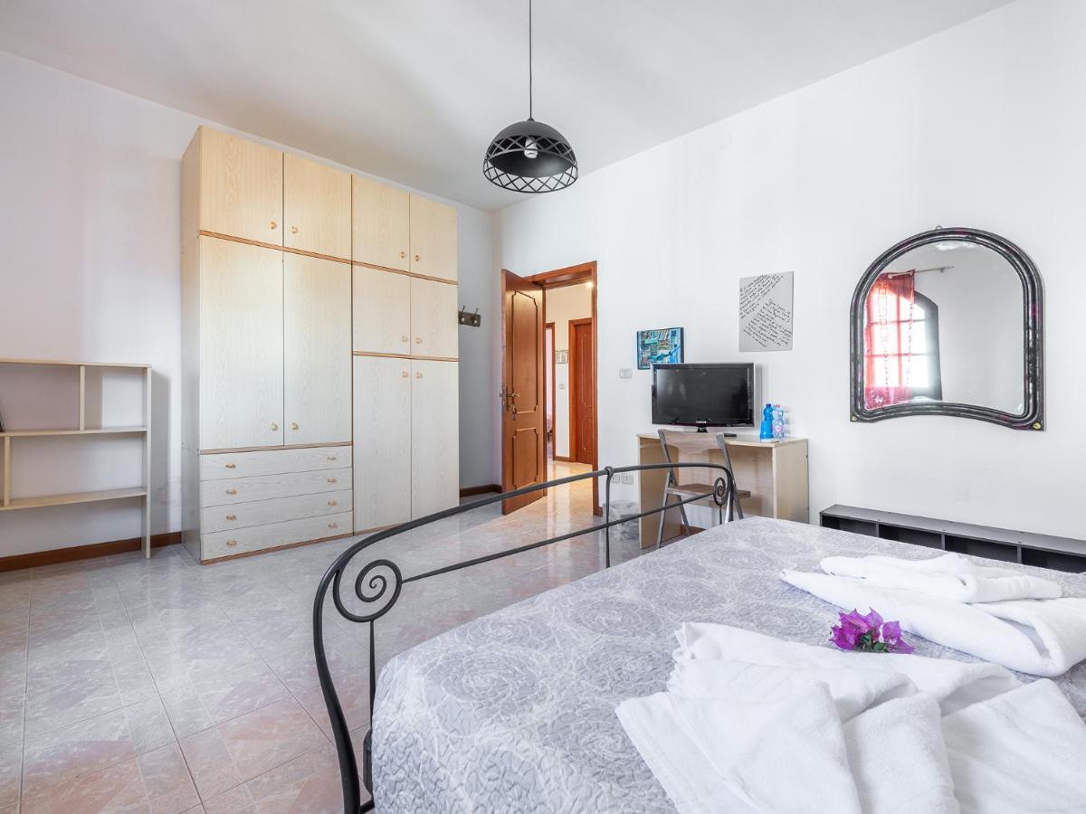 Il Giardino Dell'Arte Bed & Breakfast Capoterra Eksteriør bilde